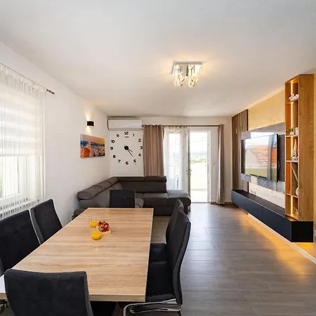 Apartment My Dalmatia - Sea View Klara With Garage And Barbecue Sibenik
